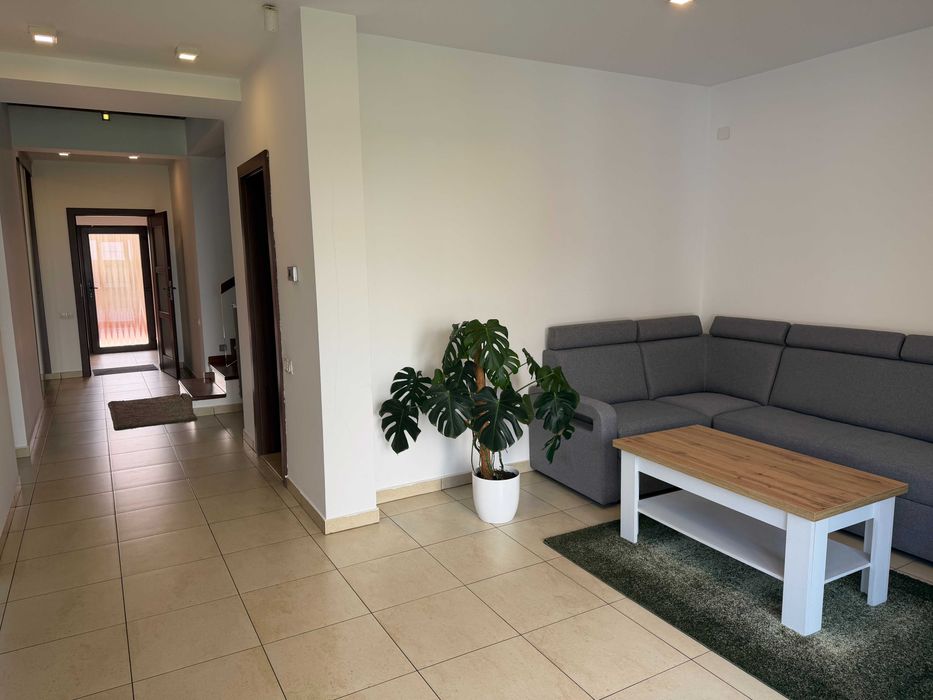 Inchiriez casa zona Gheorgheni