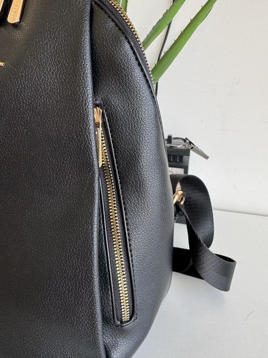 Нова раница David Jones