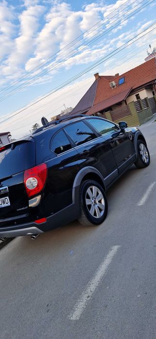 Vând Chevrolet Captiva motor 3.2 benzina
