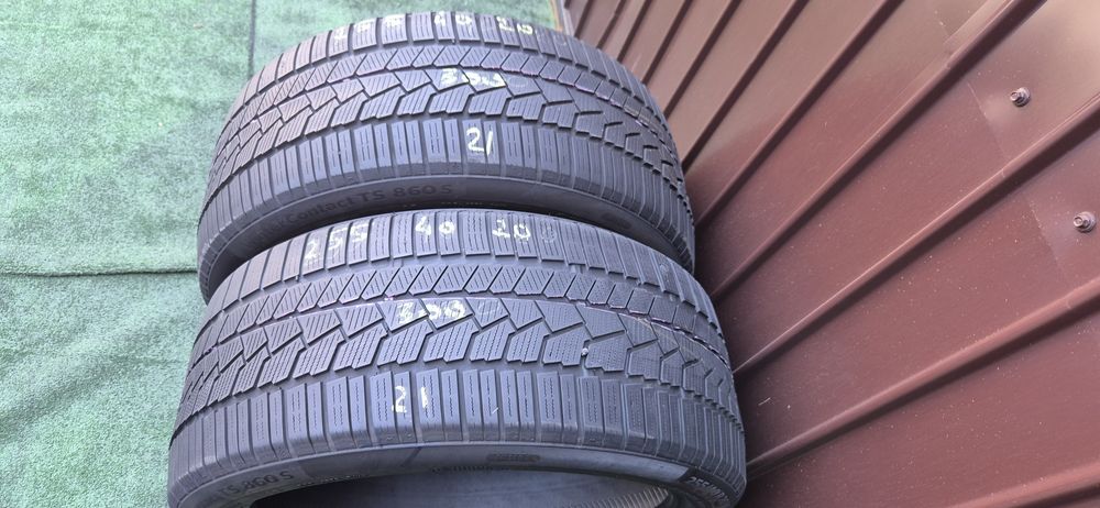 255 40 20 Continental m+s