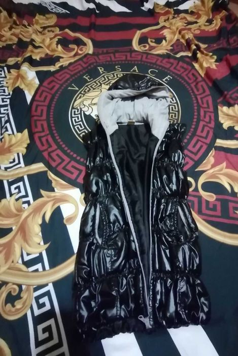 Дамски елеци и грейки