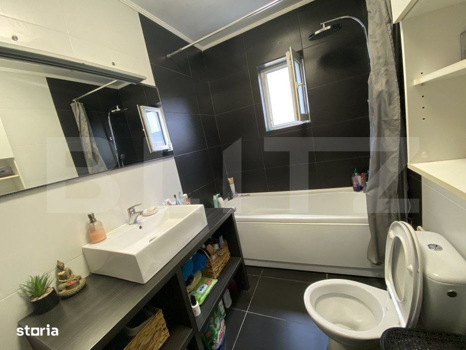 Apartament cu 4 camere zona Bradet