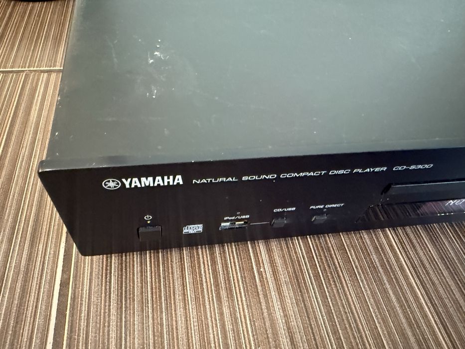 Yamaha CD-S300 player