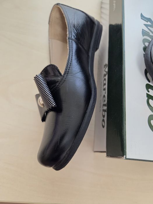 Pantofi din piele naturala fetita, marimea 34, centimentri interior 20.5