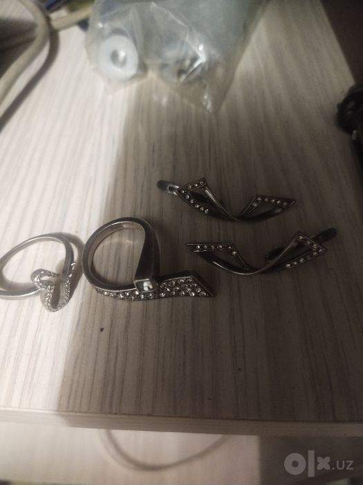 Продам серебро .