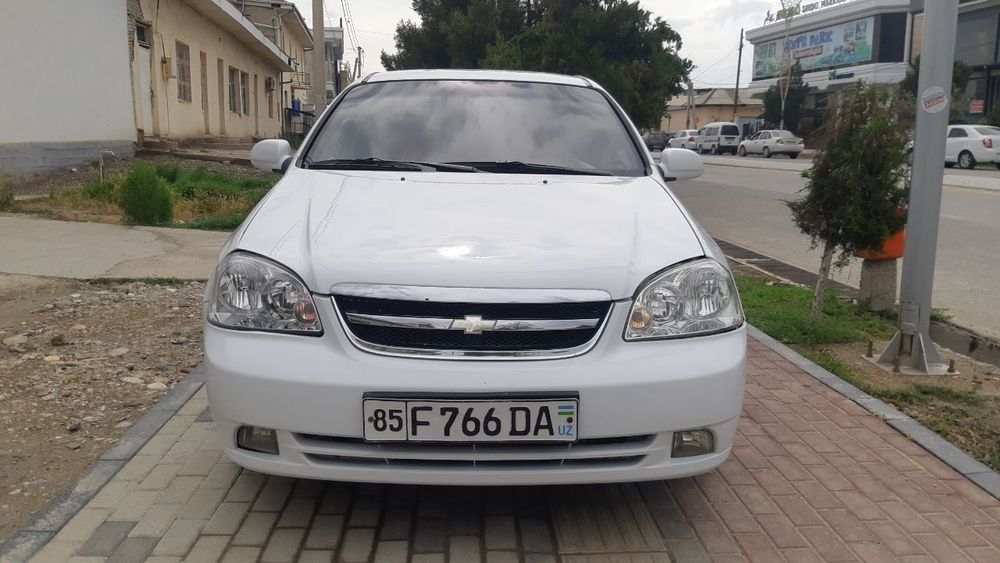 Lasetti xarajatsiz moshina