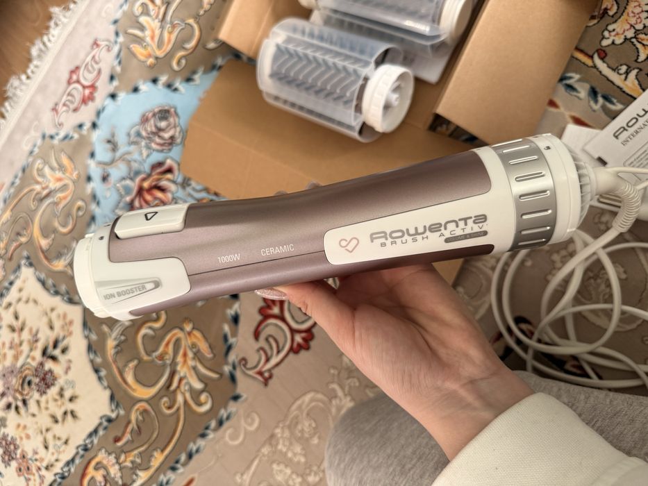 Продаю фен расческу (брашинг)