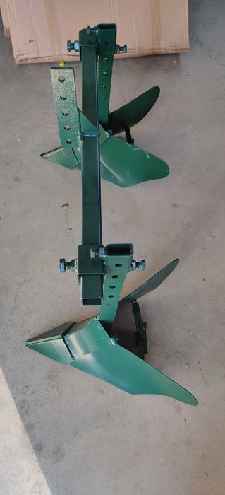 Rarita pe doua randuri motocultor plug de bilonat