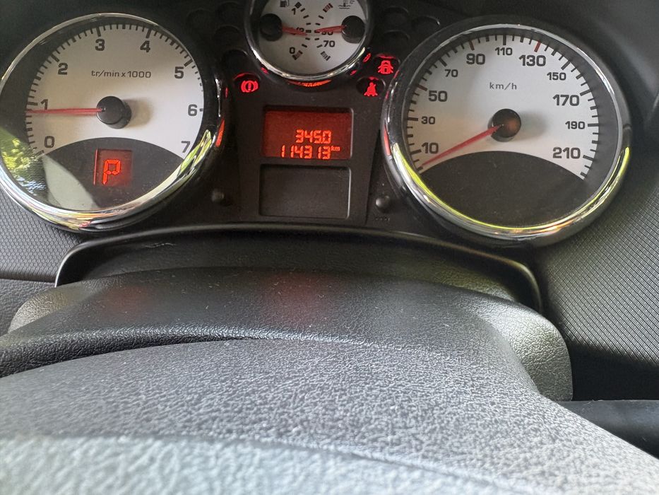 Peugeot 207 2010