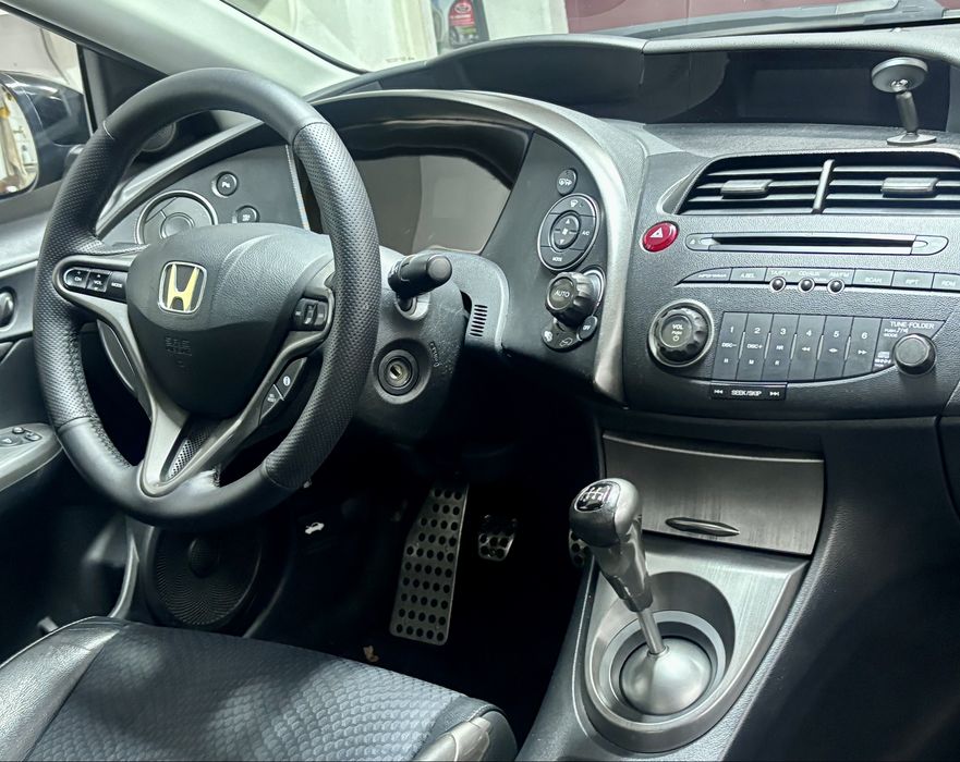 Honda CIVIC 1.4 I-VTEC Benzina 2010 Euro 5 101 CP Înmatriculată Acte la zi + fiscal