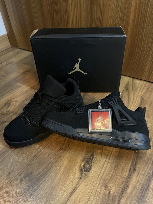 jordan 4 black cat marimea 42
