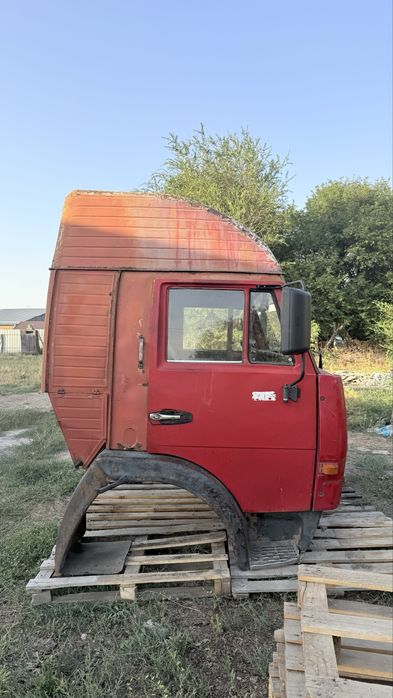 Камаз кабина со спальником продам Kamaz