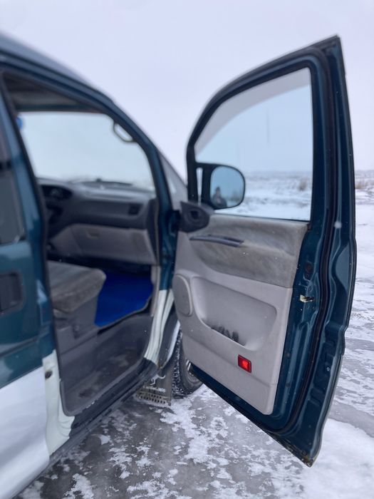 Продам митсубиси делика