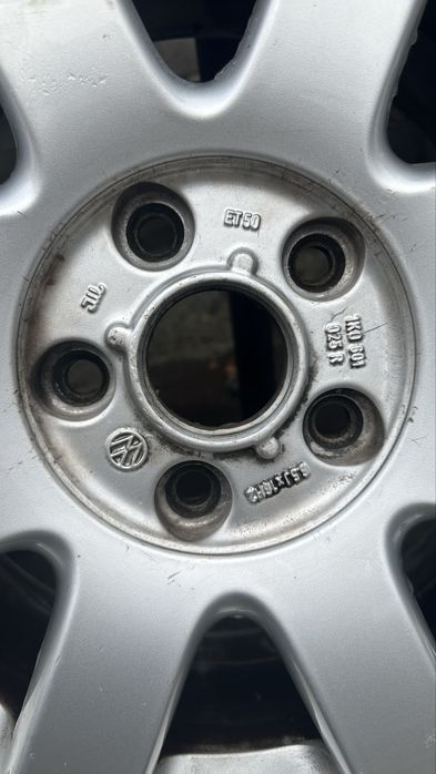 Джанти с летни гуми 5х112/16 цола