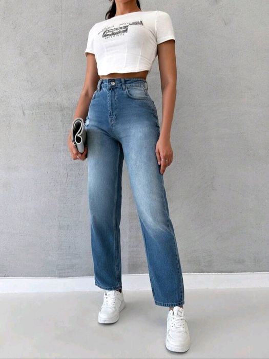 Articol nou!Blugi cottonline,măr. 38,25 lei