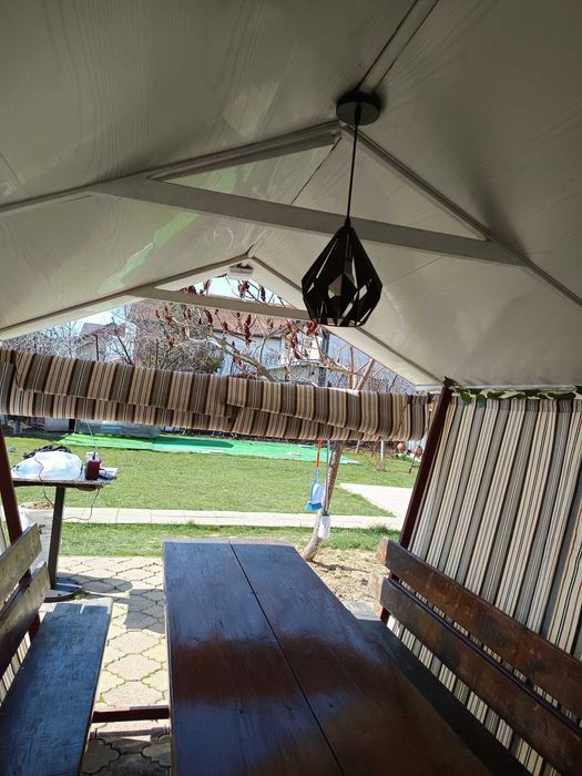 Pavilion de gradina cu 12 locuri
