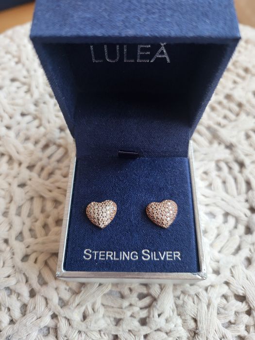 Обеци сърца с камъчета сребърни