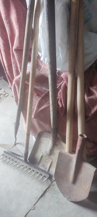 Садовый инструмент в комплекте
