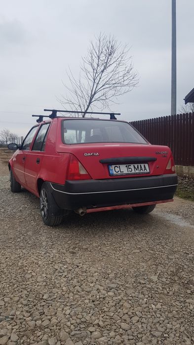 Vând Dacia Solenza