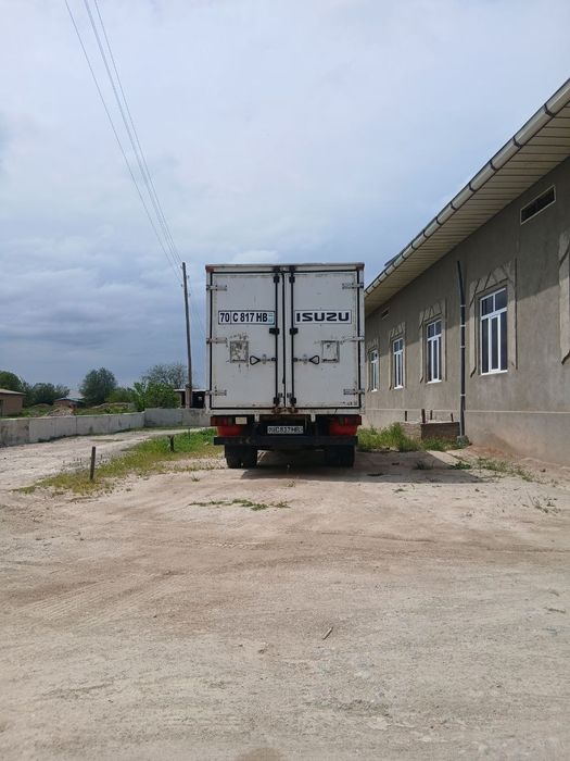 Isuzu sotiladi NQR