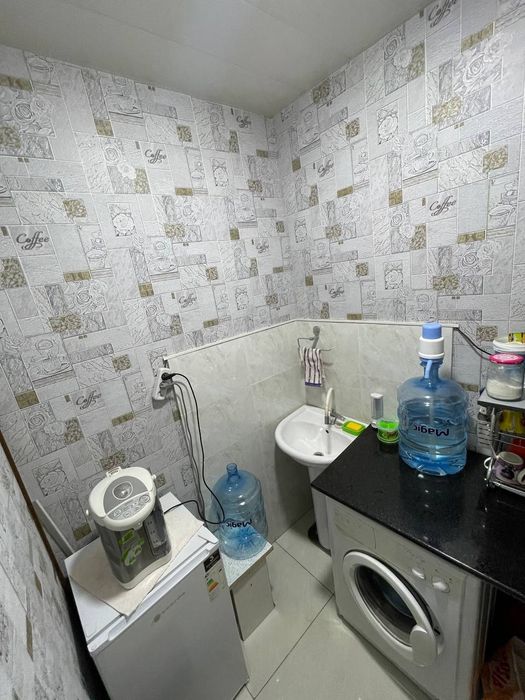 Лисунова таер бизнес 1-линия 52м²{2/1/4}Нежилой квартира сотилади