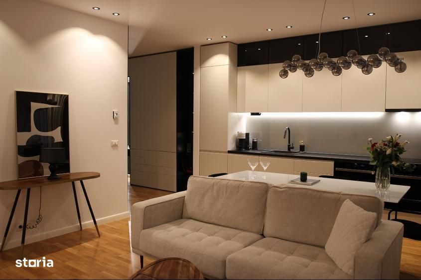 3 camere | Luxuria Residence | Expozitiei | Domenii