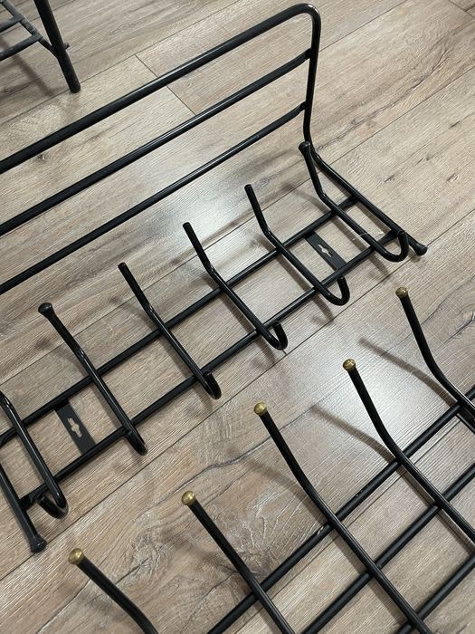 Продам вешалку настенную