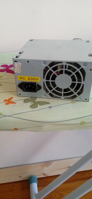 Продается старый монитор