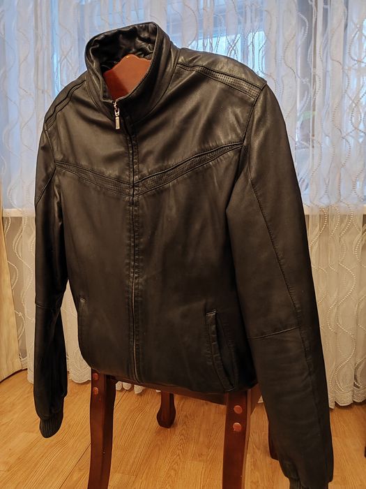 Кожанная куртка б/у