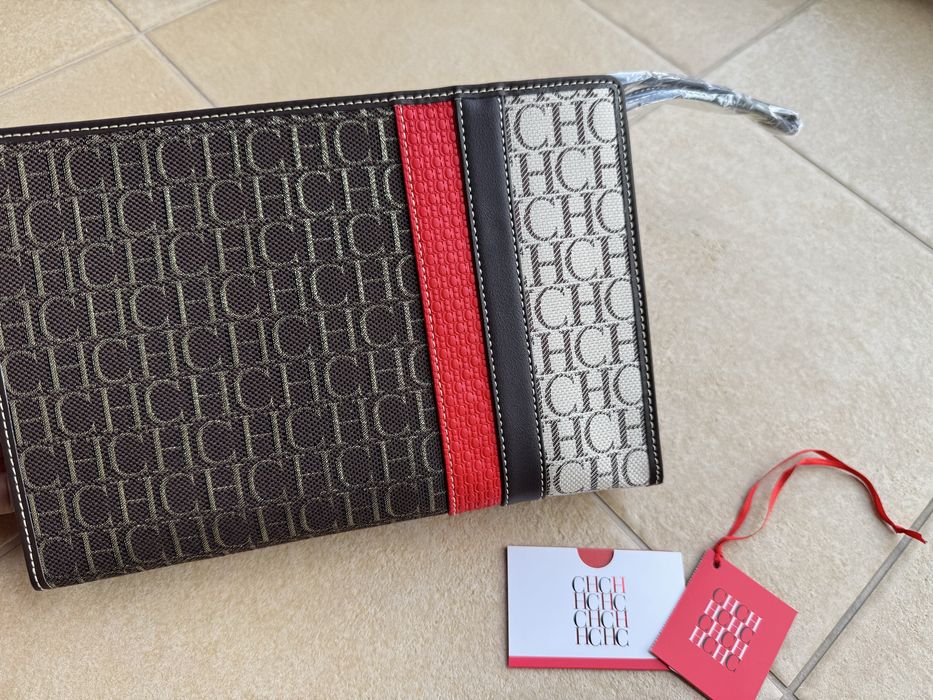 Чанта клъч Carolina Herrera