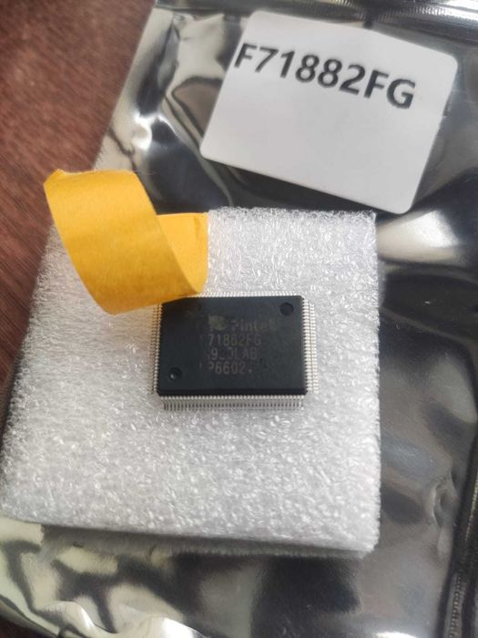 Мультиконтроллер Fintek F71882FG