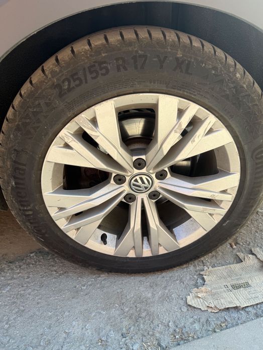 Continental PremiumContact 225/55 R17 101Y XL