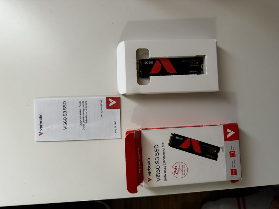 Hard disk SSD Verbatim Vi560 SATA III M2 256gb Nou