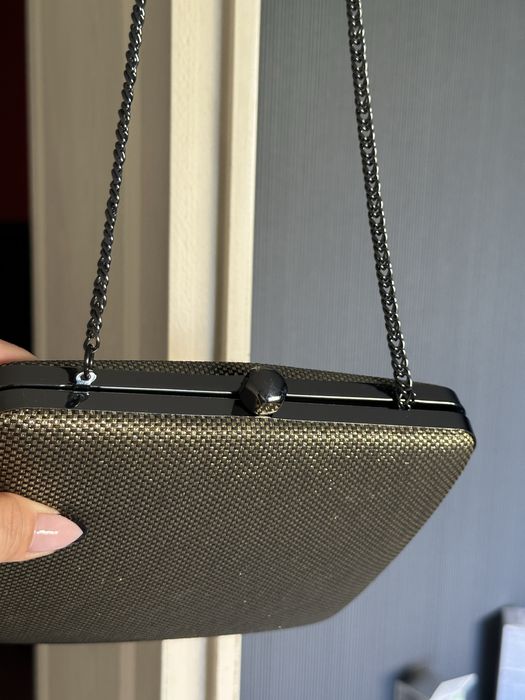 Резедаво зелено колие Сваровски и чанта Zara