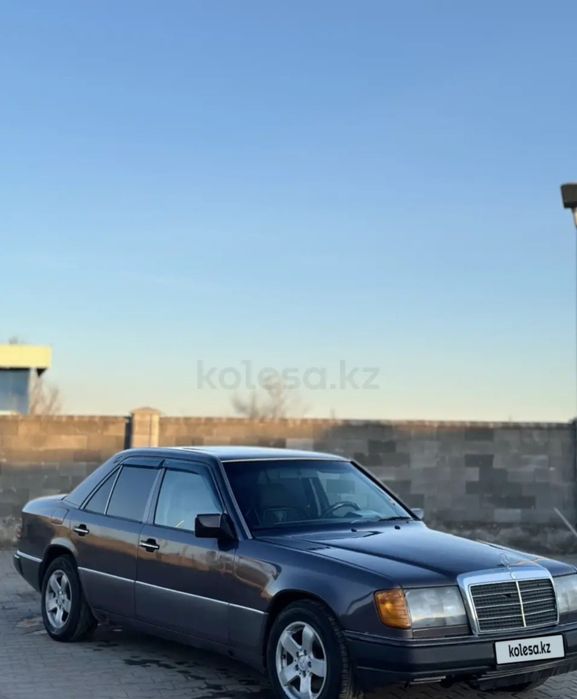 Продам мерседес 124 в идеале