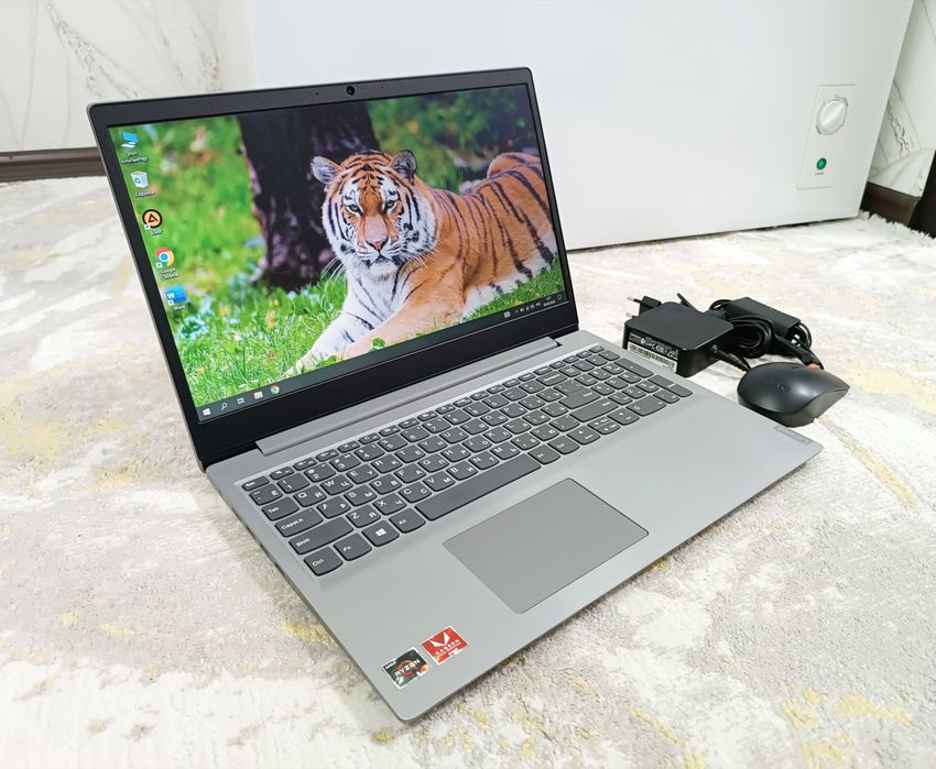 Notebook Lenovo RYZEN 3