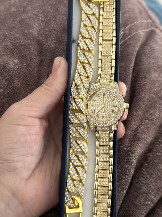 Кравать и скавародка