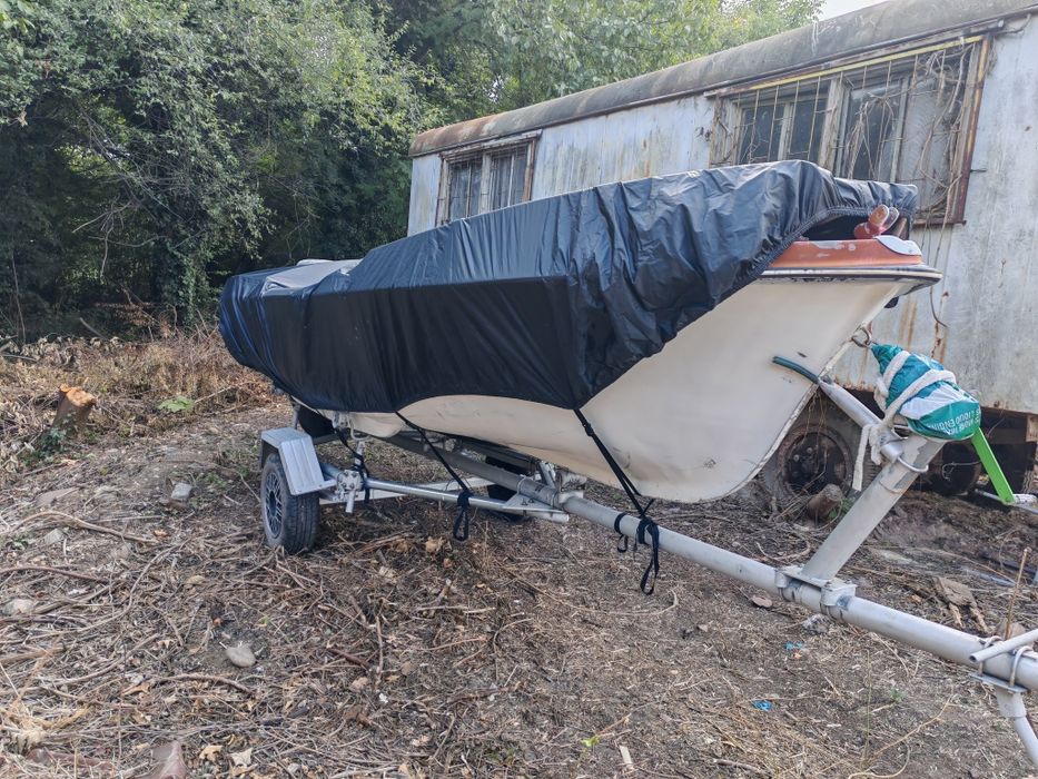 Лодка с мотор 5м