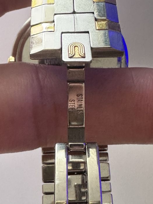 Universal geneve quartz ref.655.001