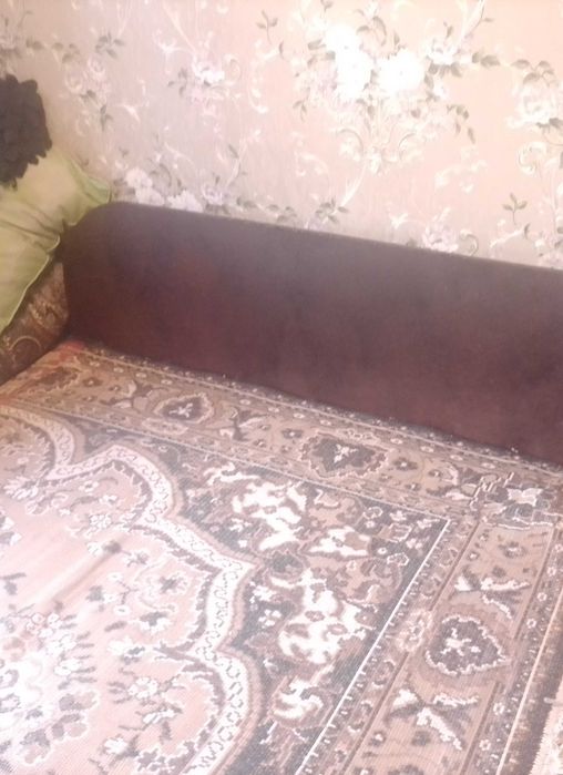 Кровать-тапчан б/у