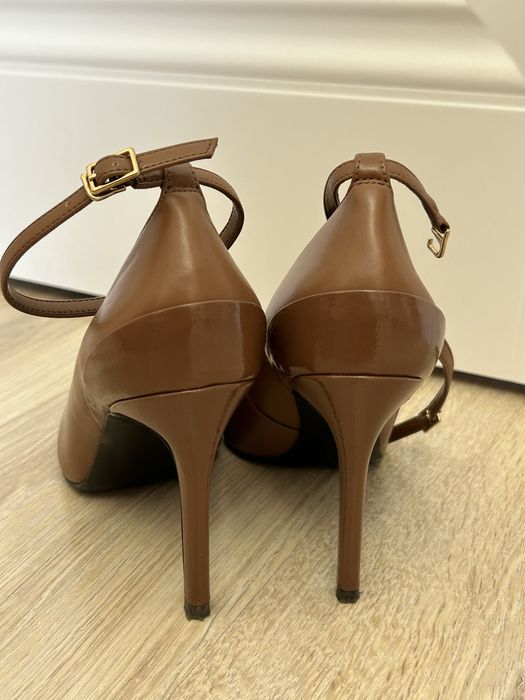 Туфли Charles&Keith