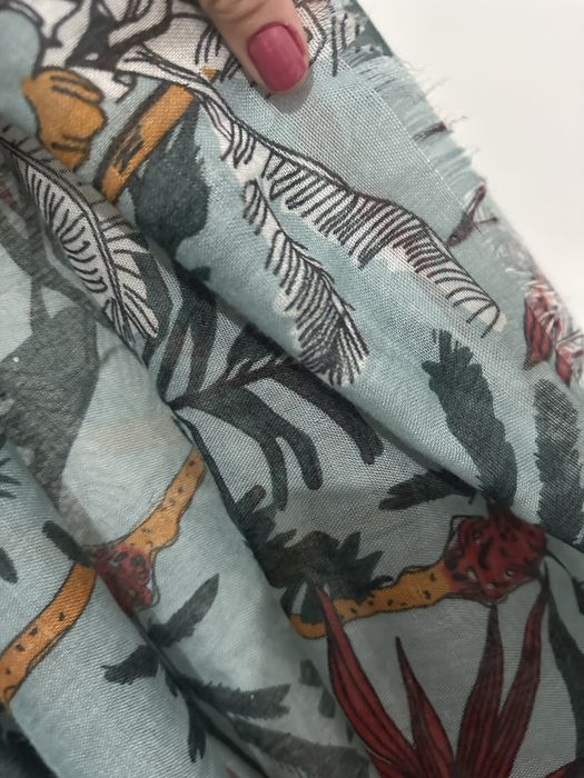 Esarfa Parfois albastra cu palmieri