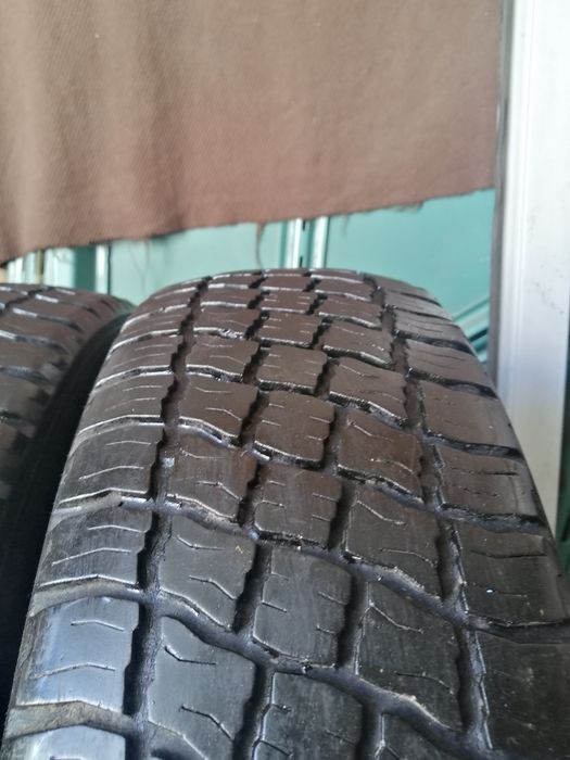 Продам шины  225/75/R16