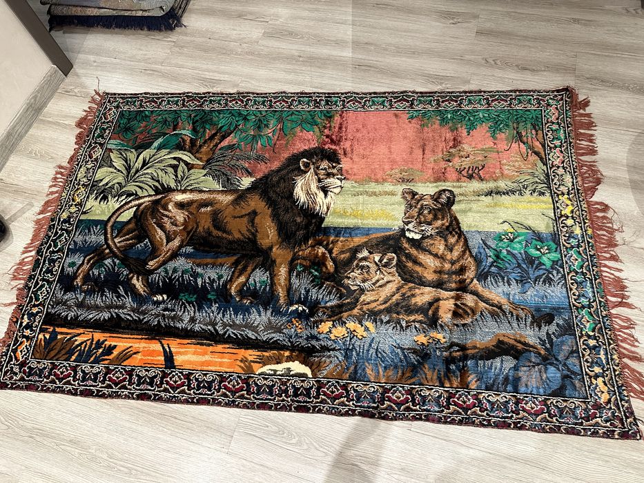 Carpete rapirea din serai