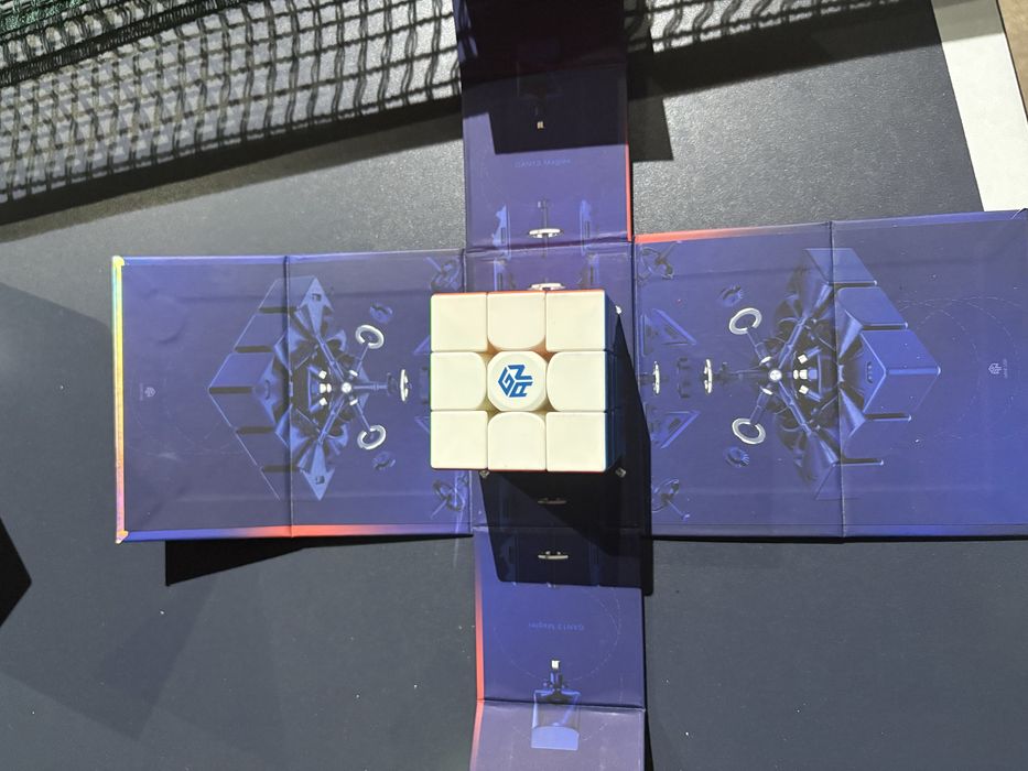 Cub Rubix 3x3 Gan Maglev UV