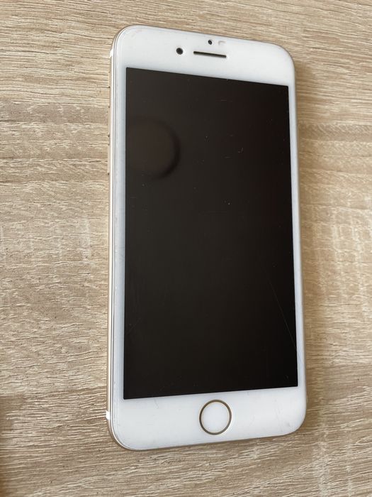 Продам Iphone 7