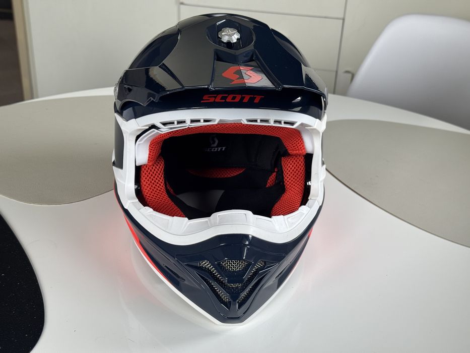 Каска SCOTT 350 М за крос и ендуро мотор, отлично състояние Full Face