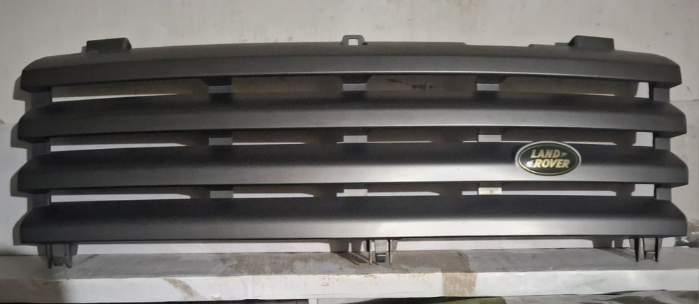 Решетка радиатора на Land Rover Range Rover (L 322)