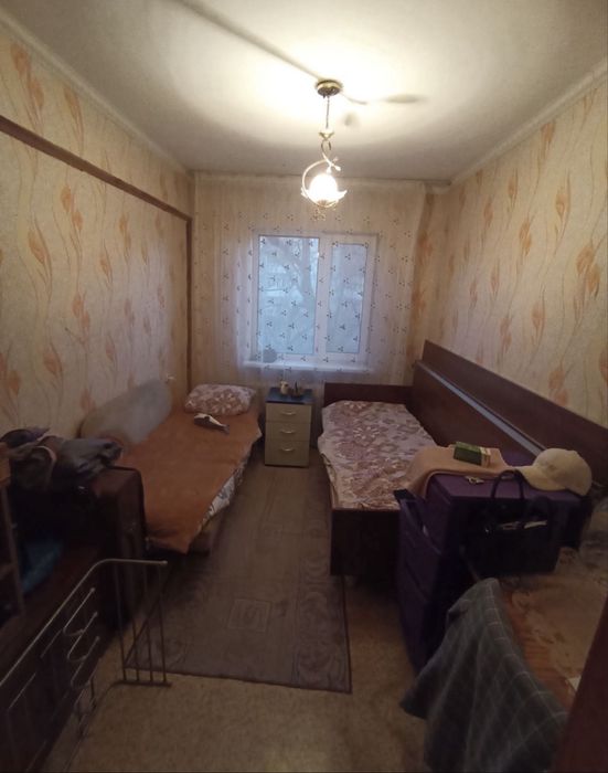 Подселение девушке