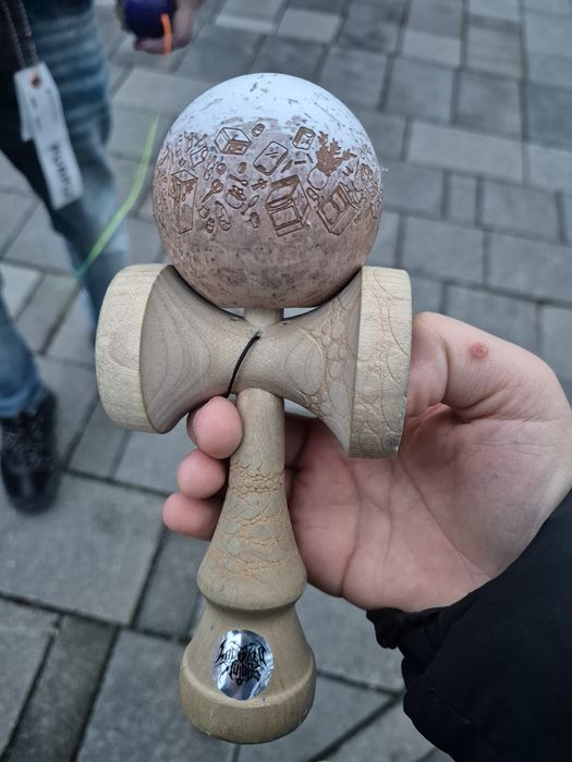 Kendama miguel putin jucata
